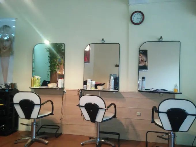 Irma Estilista - Peluquería en Villa Española, Montevideo