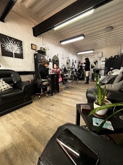 Mariela Estilista Unisex - Peluquería en Ciudad de la Costa, Canelones