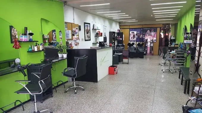 Daiana Estilos - Peluquería en Cerrito, Montevideo