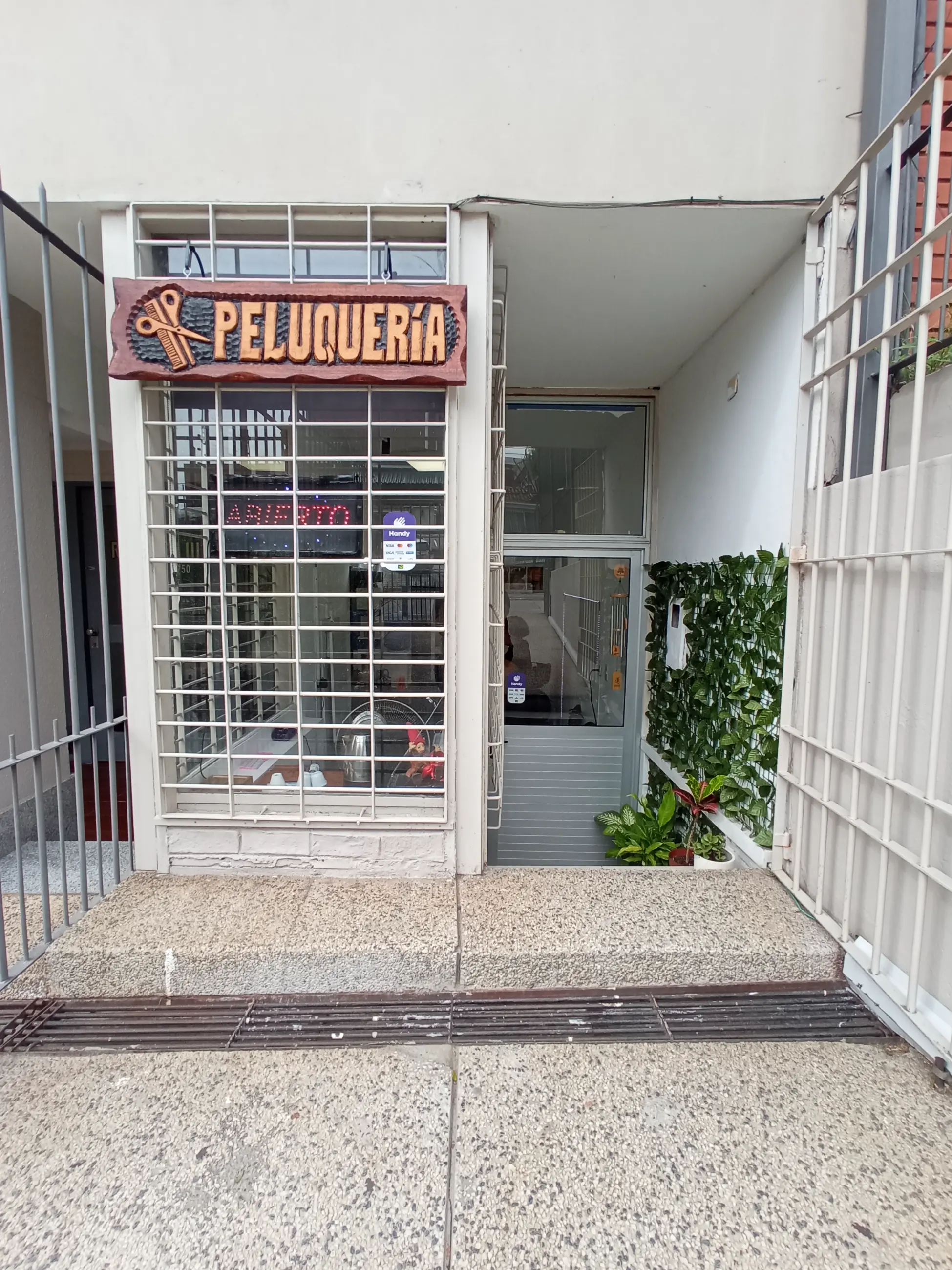Lourdes Estilista - Peluquería en Malvín, Montevideo